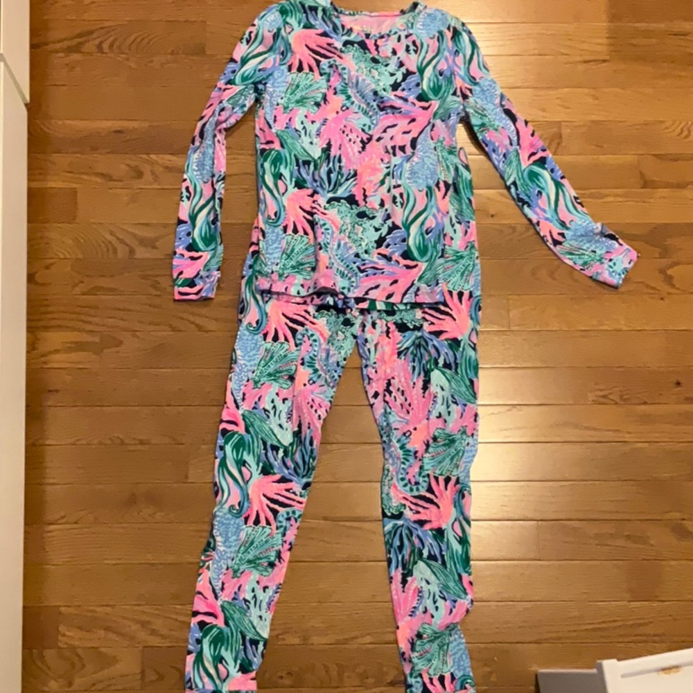 NWOT Lily Pulitzer Pajama Set (girls size 14)